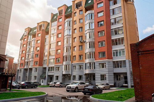 В Железнодорожном районе г.Красноярска. Введен в эксплуатацию в 2005 г