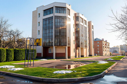 В Октябрьском районе г.Красноярска. Введен в эксплуатацию в 2008 г.