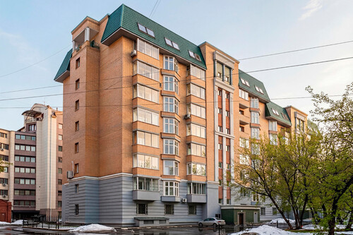 В Железнодорожном районе г.Красноярска. Введен в эксплуатацию в 2005 г